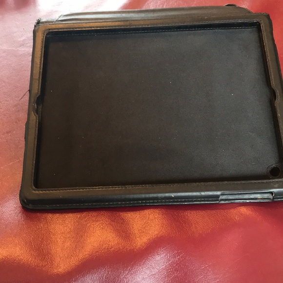 ๐iPad 2๐ Coach signature leather iPad case - Picture 6 of 11